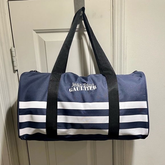 NWOT Jean Paul Gaultier duffel bag. Unisex - Picture 7 of 12